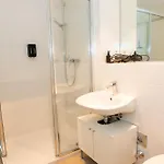 Modernes In Der Innenstadt Klagenfurt Apartment