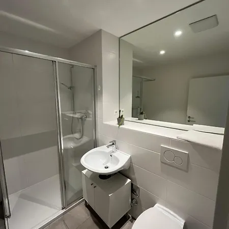 Modernes In Der Innenstadt Klagenfurt Apartment
